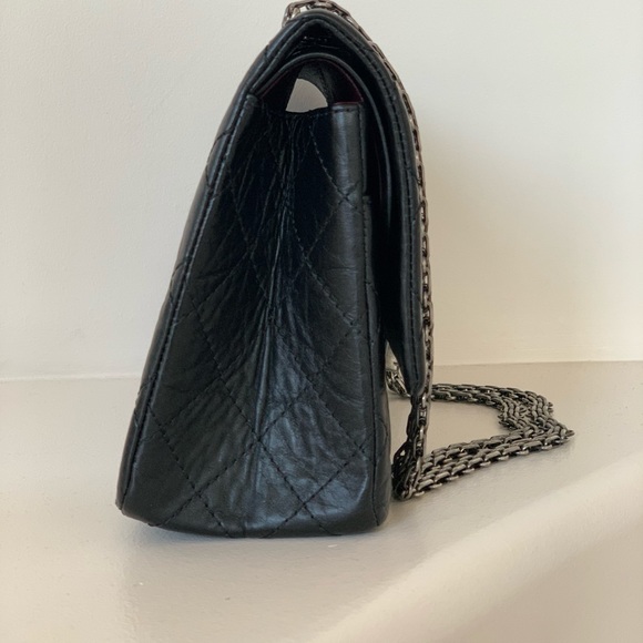 AUTHENTIC Chanel 2.55 Reissue 226 - Picture 8 of 12